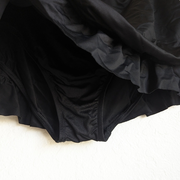 Apt 9 Swim Skort 🖤 Active wear Women's side Ruffle Bikini Shorts US 16 W - Picture 2 of 6